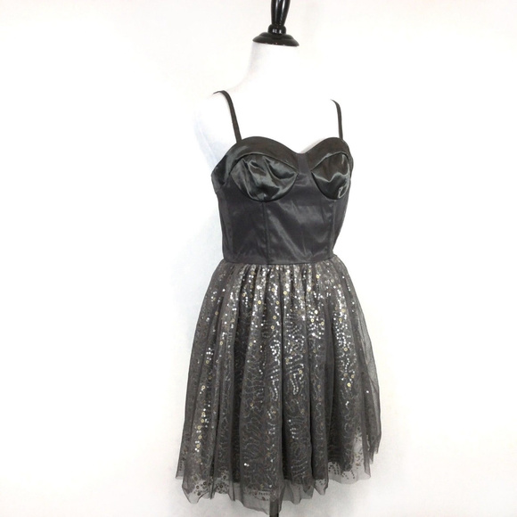 ASOS Dresses & Skirts - 🦋ASOS Silver Bustier Sequins Party Dress Small